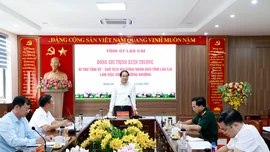 Bí thư Tỉnh ủy Trịnh Xuân Trường làm việc với cán bộ chủ chốt xã Mường Khương và kiểm tra một số công trình tại xã Bảo Thắng 