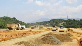 Lào Cai thực hiện giải ngân vốn đầu tư công đứng thứ 5 trong các tỉnh, thành cả nước