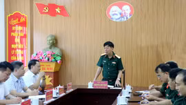 Phó tư lệnh Quân khu 2 thăm và làm việc tại xã Pha Long 