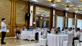Tập huấn áp dụng giảm nhẹ rủi ro do thiên tai vào chương trình giáo dục