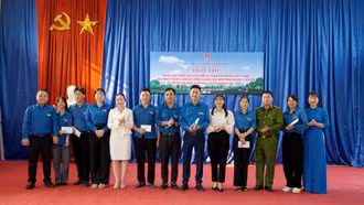 Sôi nổi Hội thi tìm hiểu lịch sử Đoàn và "Thanh niên với bảo vệ môi trường” 