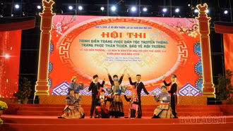 Đêm thơ Nguyên tiêu và Hội thi trình diễn trang phục truyền thống, trang phục thân thiện với môi trường