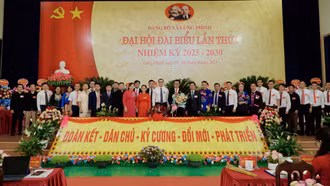 Ra mắt Ban chấp hành Đảng bộ xã Lùng Phình nhiệm kỳ 2025 - 2030.