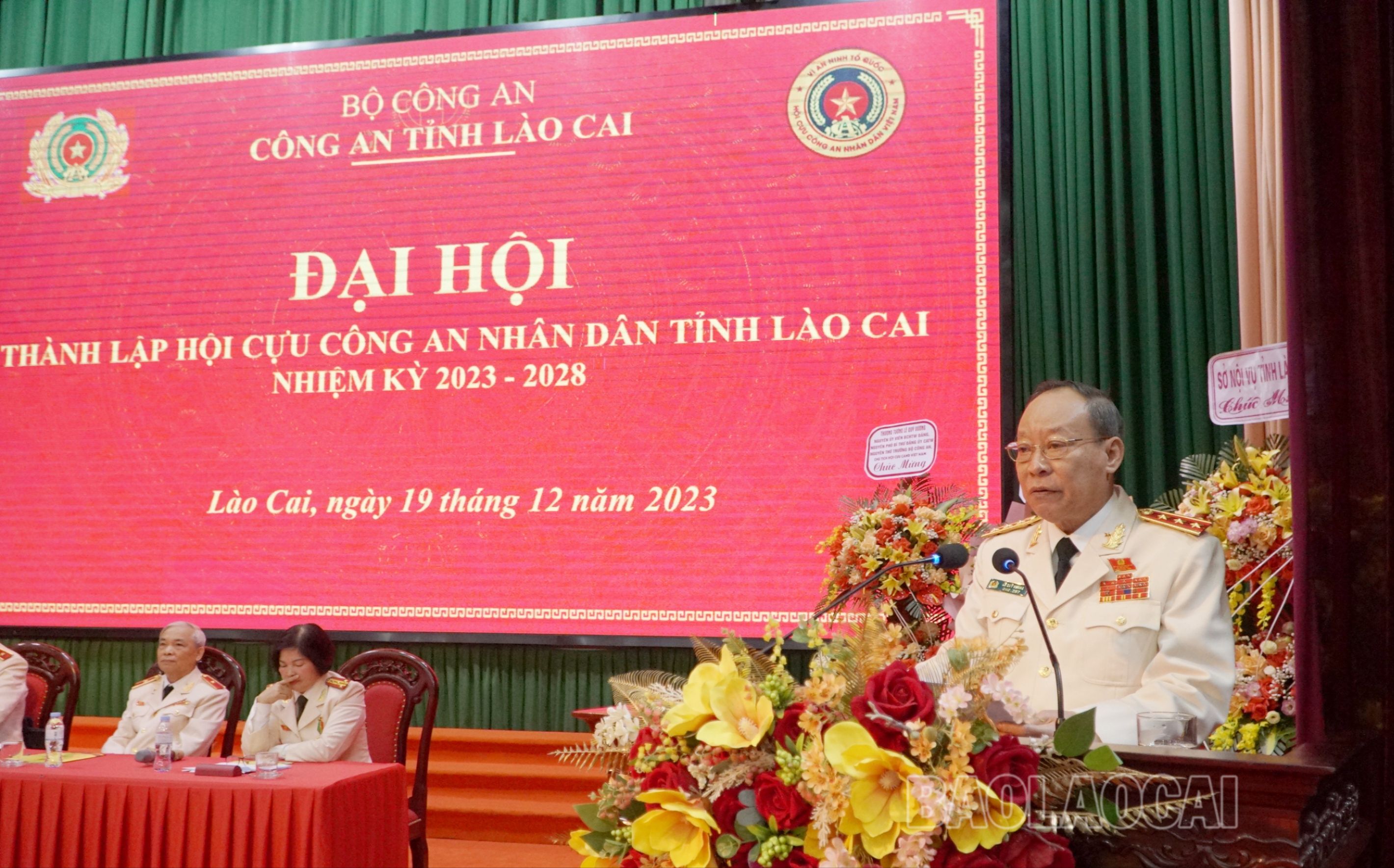 Thượng tướng Lê Quý Vương, Chủ tịch Hội Cựu công an nhân dân Việt Nam, nguyên Ủy viên Trung ương Đảng, nguyên Thứ trưởng Bộ Công an phát biểu tại đại hội. img-20231219-181252-2024-1782.jpg