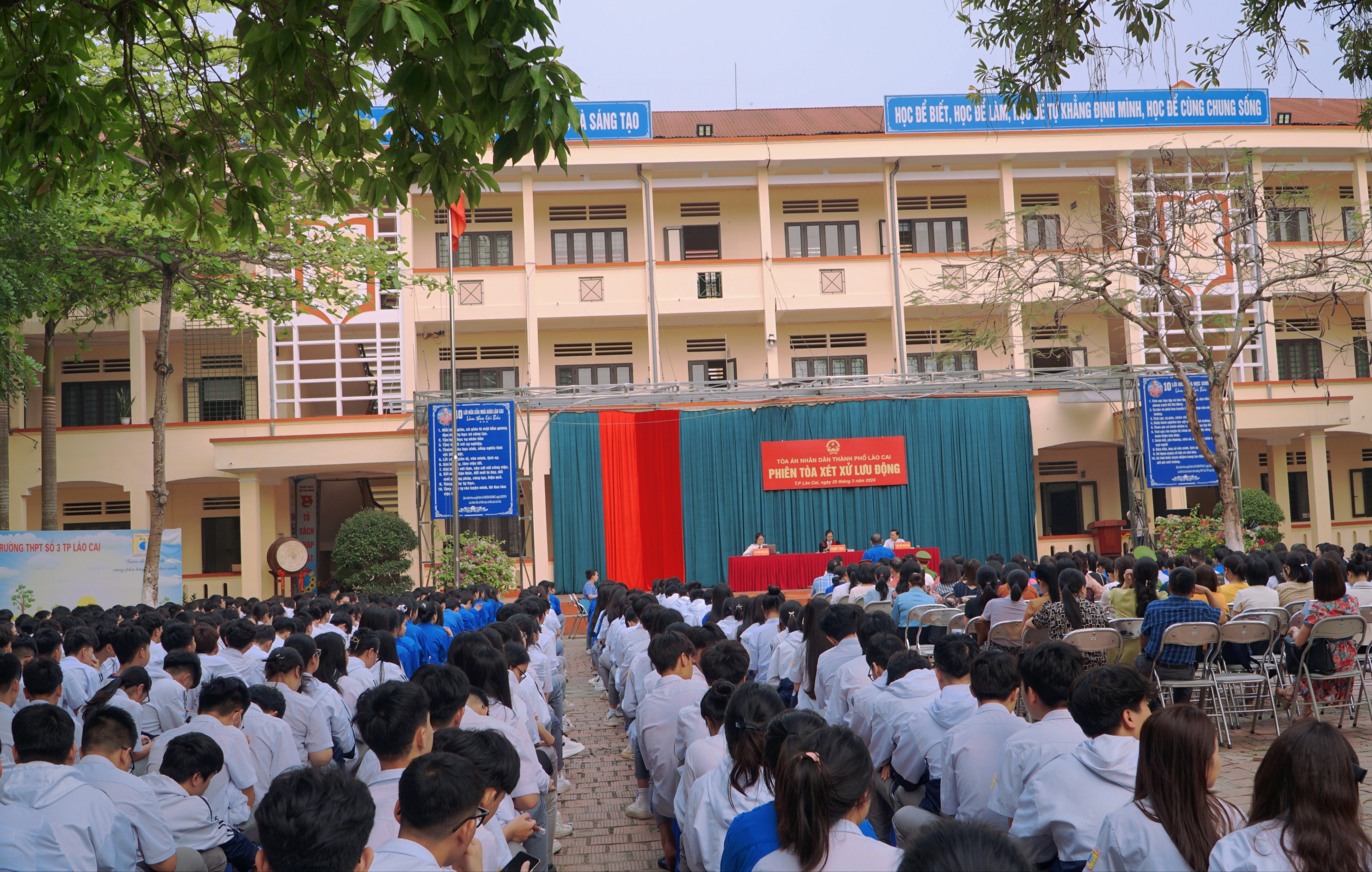 Quang cảnh phiên tòa. IMG_20240325_102158_batch_1_1711337028682.jpg