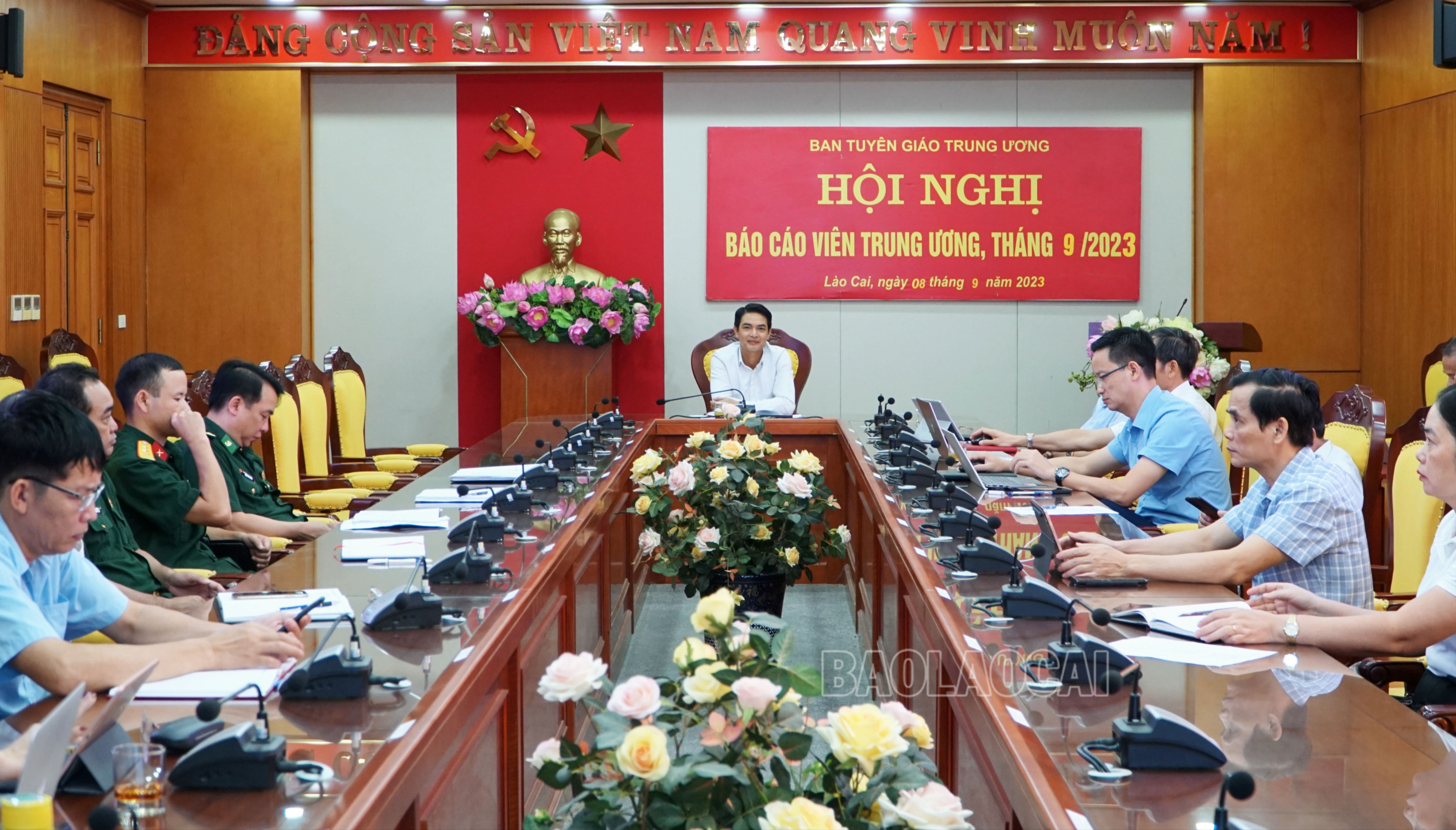 Dự hội nghị, tại điểm cầu Lào Cai có đồng chí Nguyễn Thành Nam, Phó Trưởng Ban Tuyên giáo Tỉnh ủy. IMG_20230908_101425.jpg