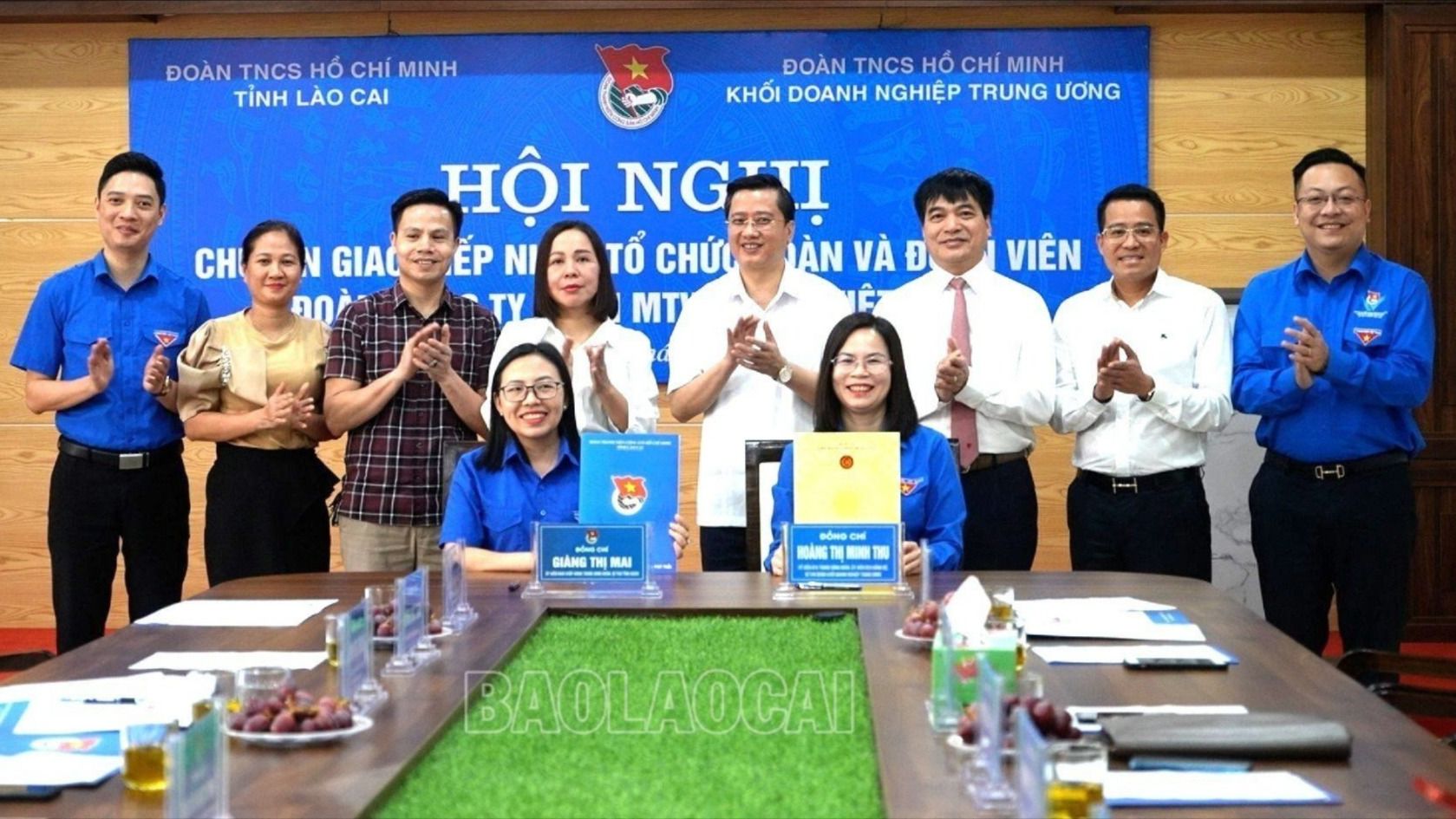 Đoàn Khối Doanh nghiệp Trung ương và Tỉnh đoàn Lào Cai ký biên bản chuyển giao, tiếp nhận. IMG_4763.JPG