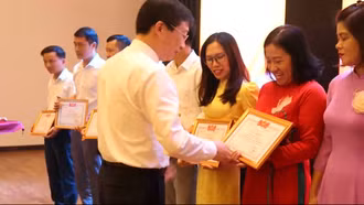 330 nhà giáo được công nhận đạt danh hiệu giáo viên THPT dạy giỏi cấp tỉnh