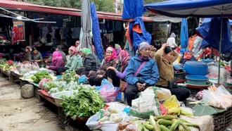 Chợ quê những ngày đầu năm