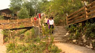 Hạnh Phúc đa dạng sản phẩm du lịch "níu chân" du khách mùa thấp điểm