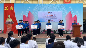 Ra quân Chương trình “Tiếp sức mùa thi” và Chiến dịch tình nguyện “Hoa phượng đỏ” năm 2025