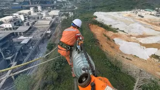 Nhọc nhằn thợ điện cao thế 