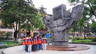 Thanh thiếu nhi Sa Pa báo công dâng Bác nghìn việc tốt