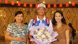 Tay vợt Top 6 thế giới - Quang Dương đã có mặt tại Lào Cai 