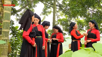 Thanh âm và sắc màu truyền thống