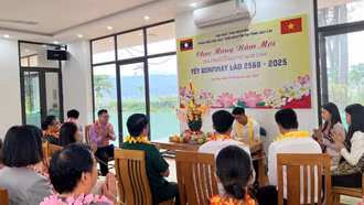 Tết của du học sinh Lào tại Lào Cai