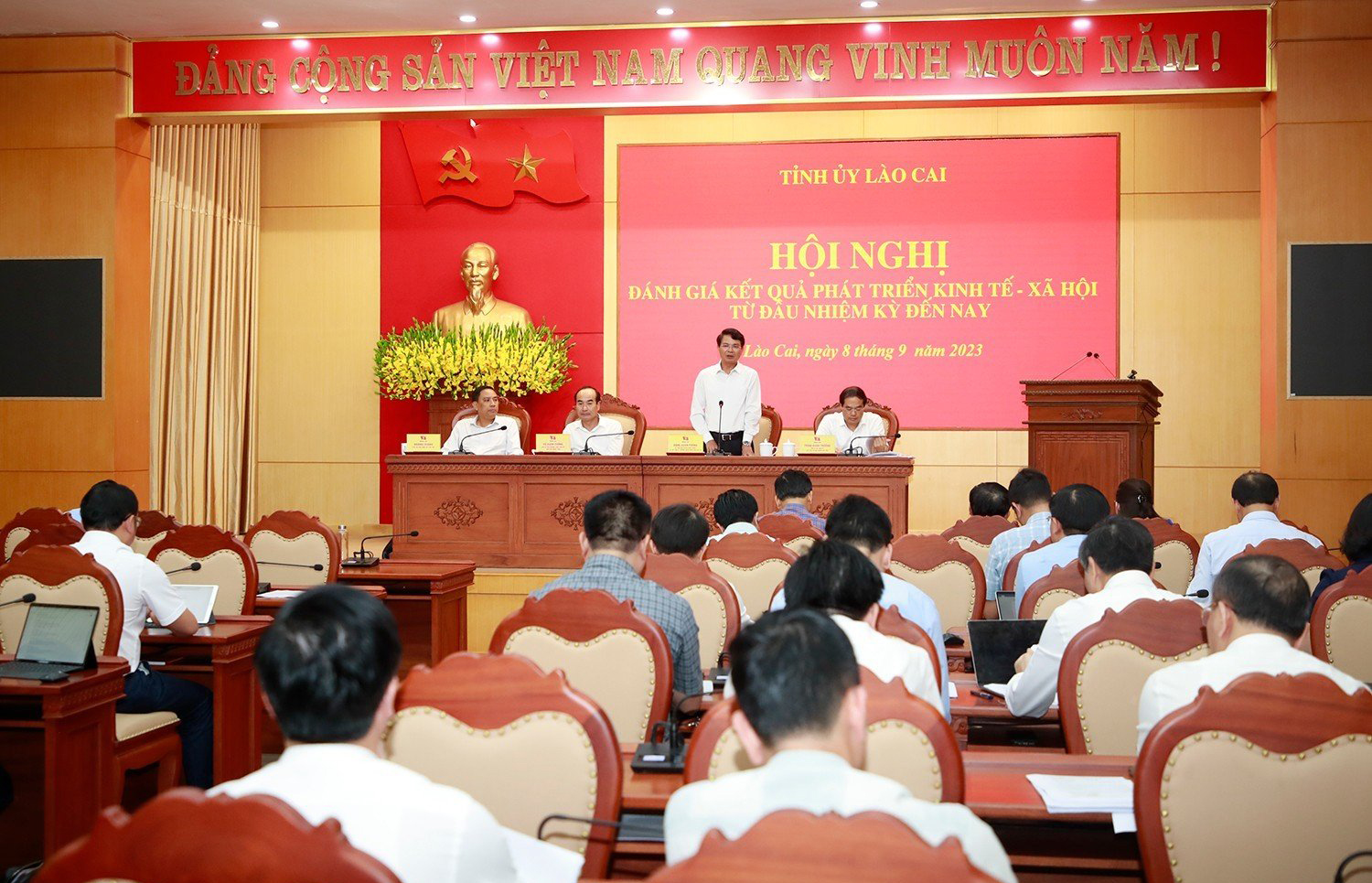 Quang cảnh hội nghị. A1.jpg
