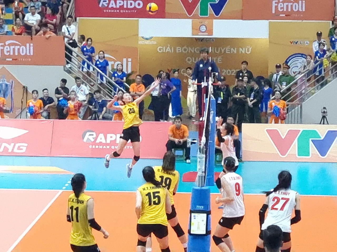 tul.jpg