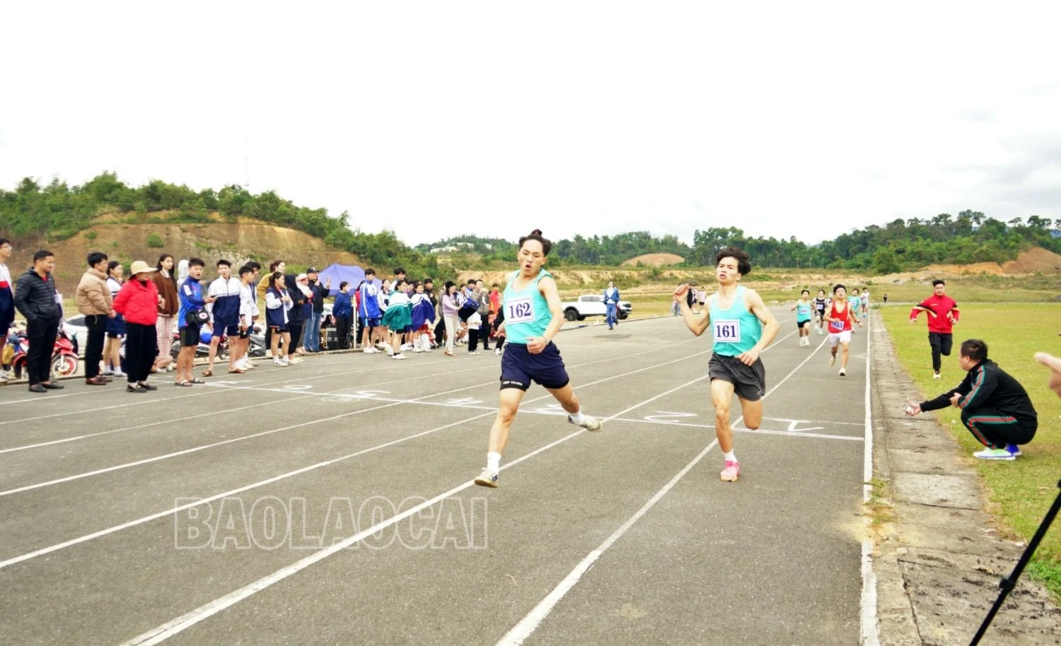 ve dich nam thpt 1500.JPG