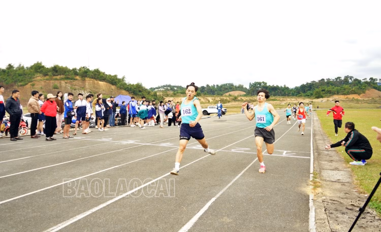 ve dich nam thpt 1500.JPG