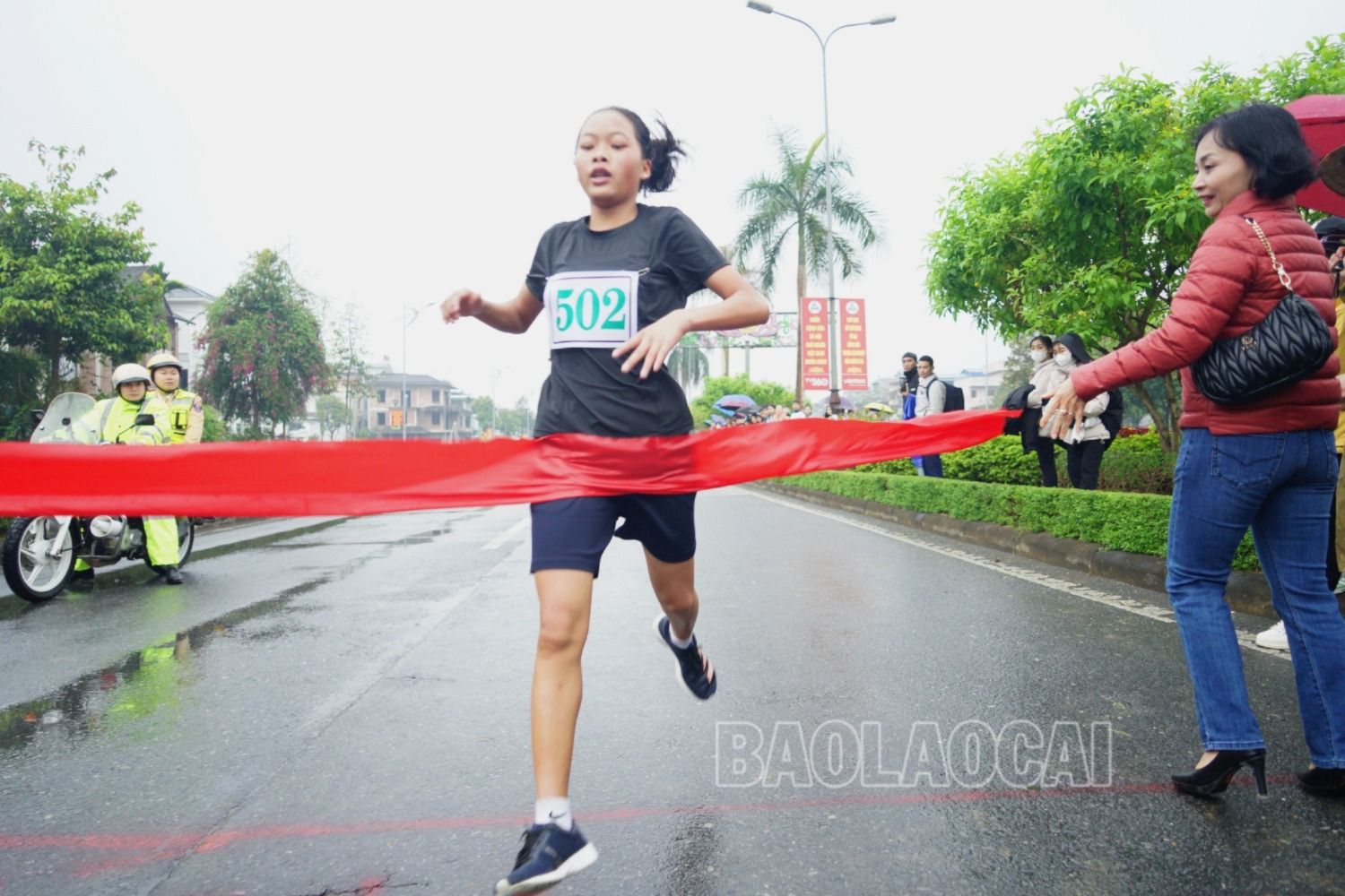 VĐV Phàn Thị Nguyệt về Nhất nội dung nữ chính. nu chinh ve dich.JPG