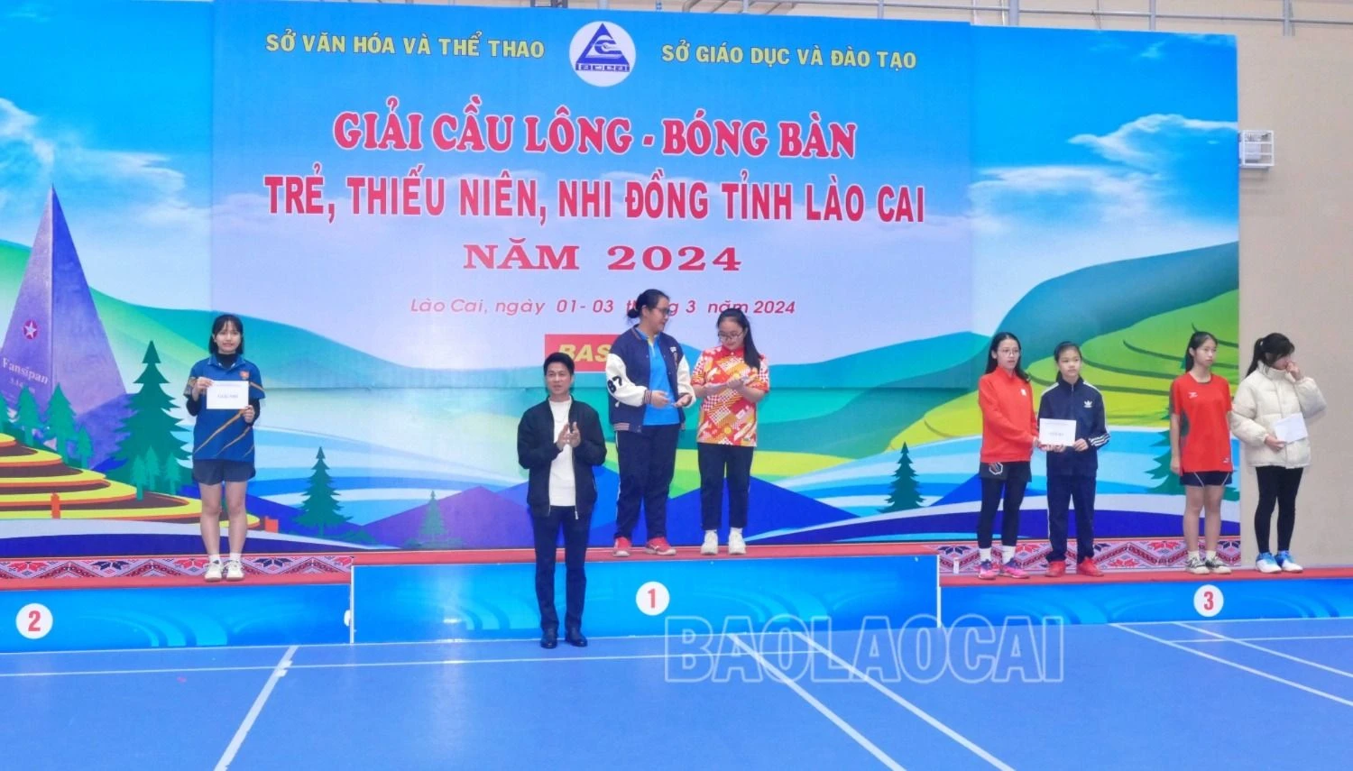 bb - doi nu 14-15.JPG