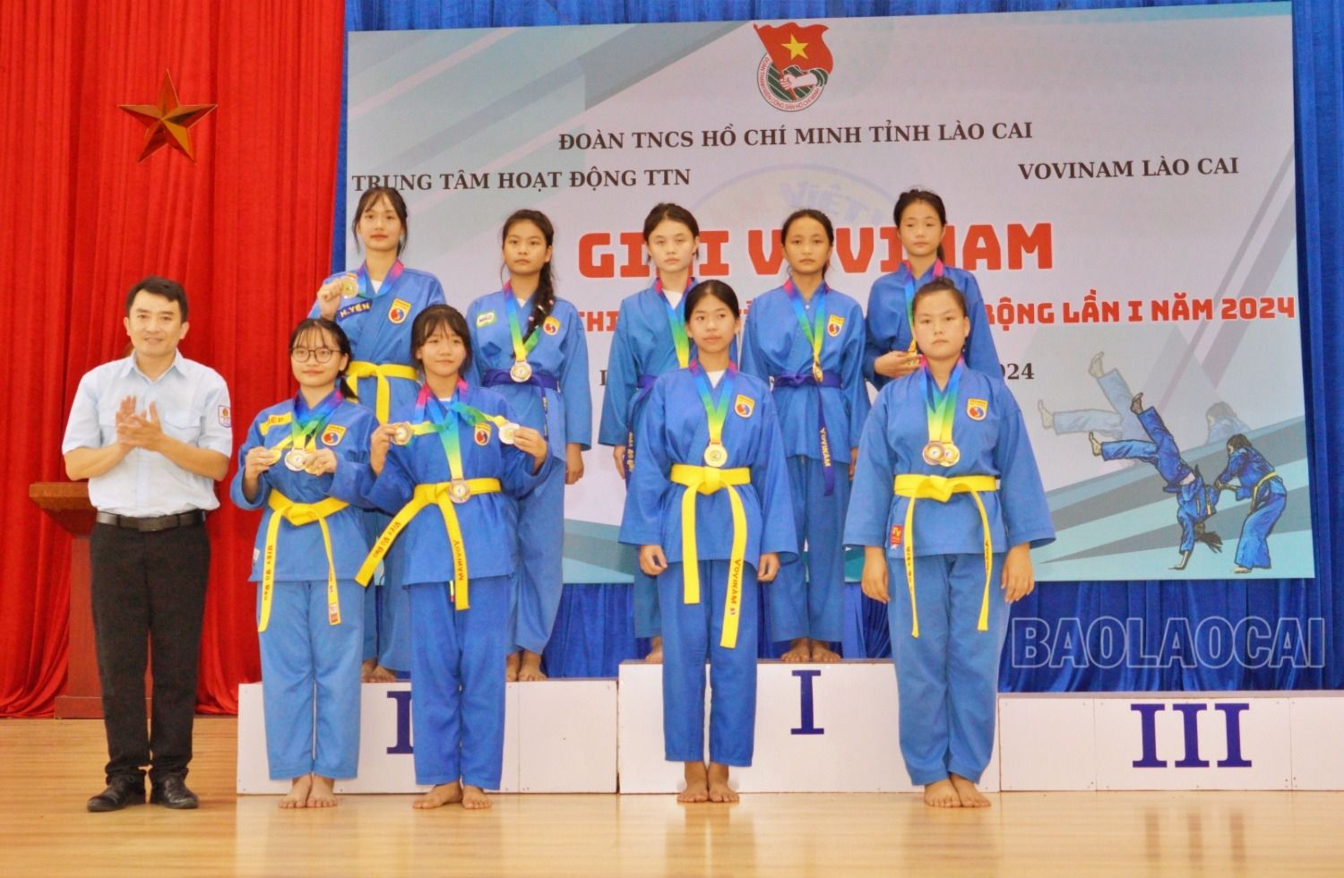 Trao giải các nội dung đa luyện. vo7.JPG