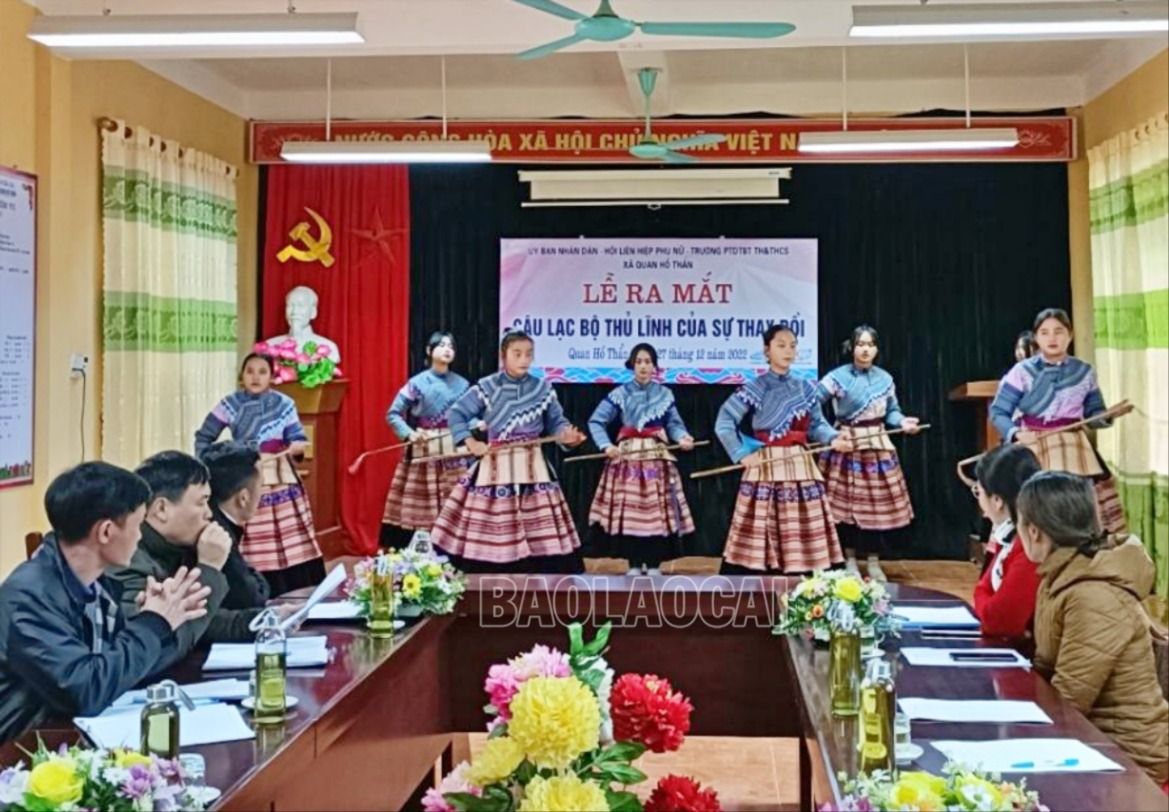 Ra mắt Câu lạc bộ "Thủ lĩnh của sự thay đổi" Trường PTDT bán trú Tiểu học và THCS xã Quan Hồ Thẩn. si.jpg