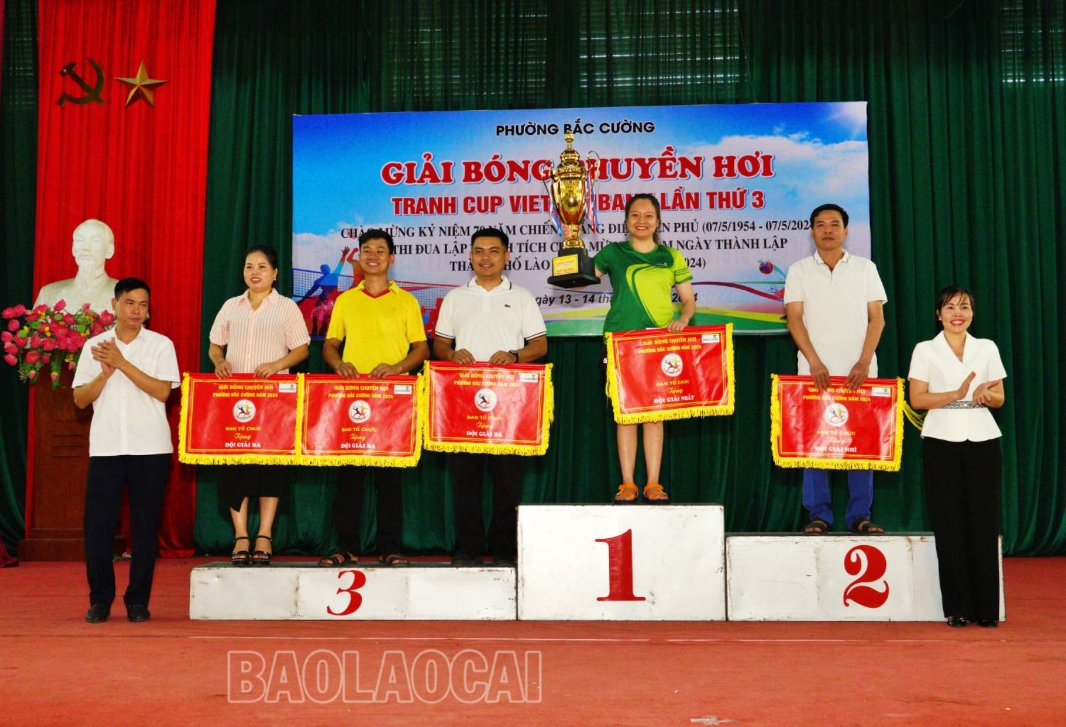 Trao giải nội dung Khối các cơ quan. xp.JPG
