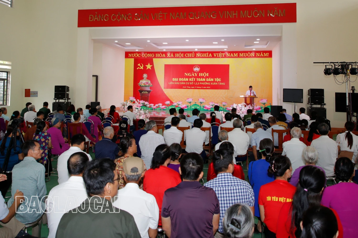 Quang cảnh ngày hội.