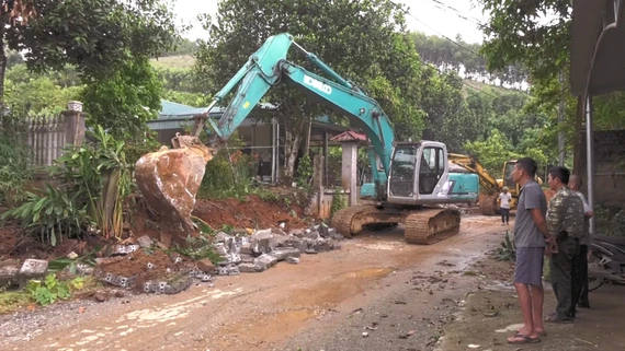 Tâm rộng, đường thông