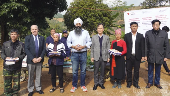 Bộ trưởng Phát triển Quốc tế Canada thăm, làm việc tại các xã Yên Bình và Trấn Yên