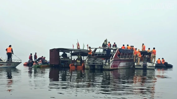 Tìm thấy thi thể nạn nhân đầu tiên, còn 5 người mất tích