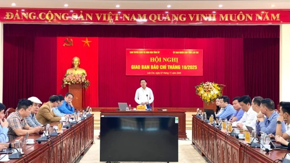 Hội nghị giao ban báo chí tháng 10/2025