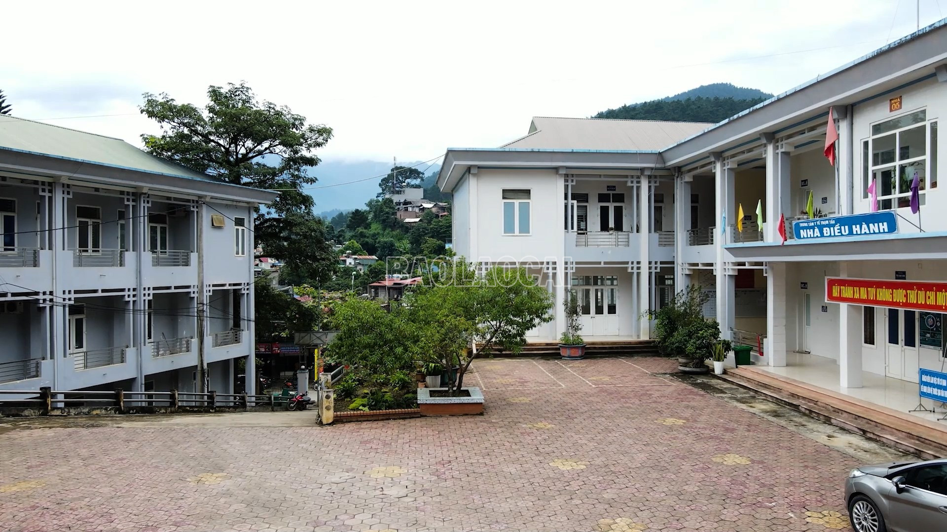 Một góc Trung tâm Y tế Trạm Tấu. baolaocai-c_sequence-0500-16-24-04still005.jpg