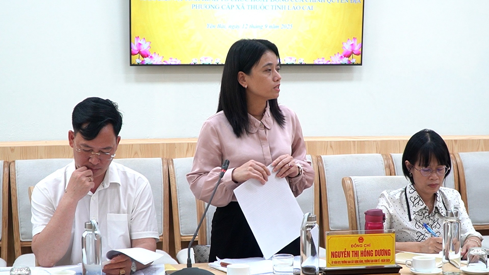 Bà Nguyễn Thị Hồng Dương - Trưởng ban Kinh tế - Xã hội, HĐND phường Yên Bái kiến nghị về giải quyết chế độ cho cán bộ sau sáp nhập theo nghị định 178. phung-nguyen-thi-hong-duong-truong-ban-ktxh-hdnd-phuong.jpg