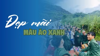Đẹp mãi màu áo xanh
