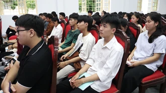 Phân hiệu Đại học Thái Nguyên tại Lào Cai tổ chức “Tuần sinh hoạt công dân – người học” năm học 2024 - 2025