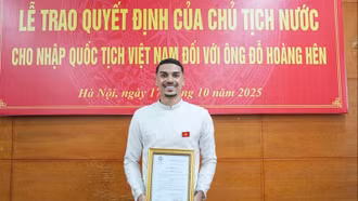 Thêm một cầu thủ ngoại nhận quốc tịch Việt Nam