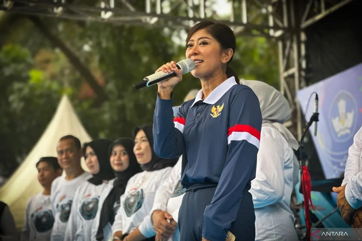 Bộ trưởng Bộ Truyền thông và Kỹ thuật số Indonesia Meutya Hafid.