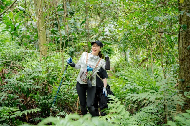 Thông qua trekking, nhiều bạn trẻ khám phá được thêm giới hạn của bản thân, học được cách cố gắng đạt mục tiêu và không bỏ cuộc. Thông qua trekking, nhiều bạn trẻ khám phá được thêm giới hạn của bản thân, học được cách cố gắng đạt mục tiêu và không bỏ cuộc.