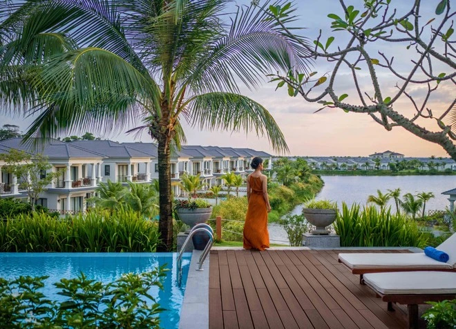 Đảo Ngọc Phú Quốc nổi tiếng với các khu nghỉ dưỡng cao cấp.