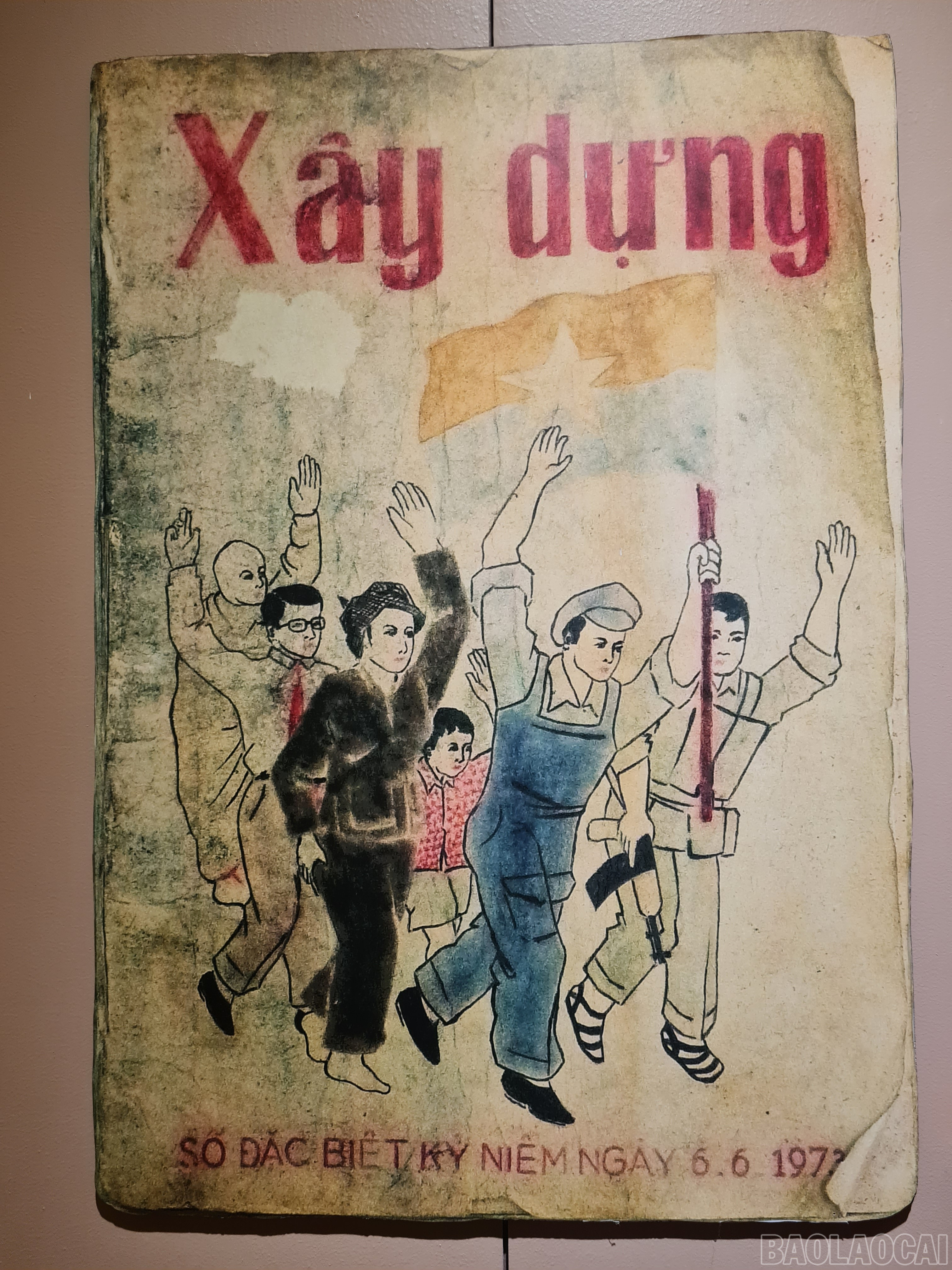 Tập san "Xây dựng" là tài liệu học tập quý giá và là tài liệu giác ngộ cách mạng cho các tù nhân chính trị. baolaocai-br_20220402-142448.jpg