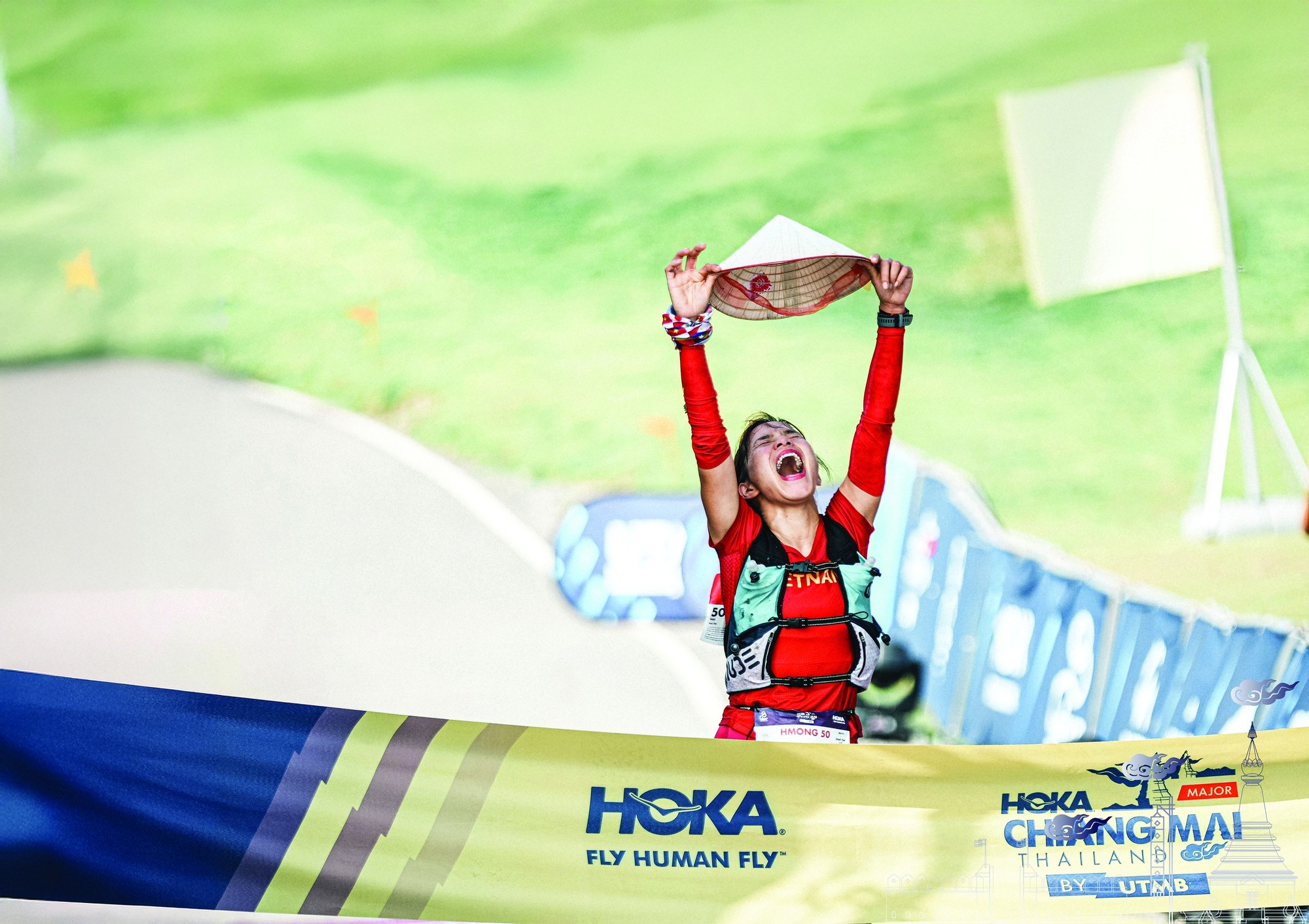 Hà Thị Hậu vô địch cuộc đua Trail Hoka Chiang Mai Thái Lan. Hà Thị Hậu vô địch cuộc đua Trail Hoka Chiang Mai Thái Lan.