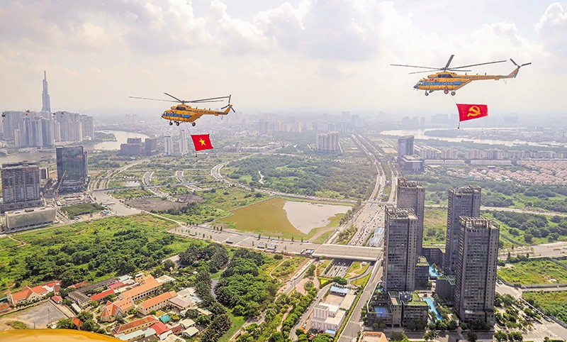 Thành phố Hồ Chí Minh trong không khí tưng bừng kỷ niệm 50 năm Ngày Giải phóng miền Nam, thống nhất đất nước. 1-bia1.jpg