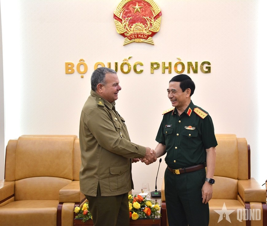 Đại tướng Phan Văn Giang tiếp Chủ nhiệm Chính trị các Lực lượng vũ trang cách mạng Cuba ảnh 2 Đại tướng Phan Văn Giang tiếp Chủ nhiệm Chính trị các Lực lượng vũ trang cách mạng Cuba ảnh 2