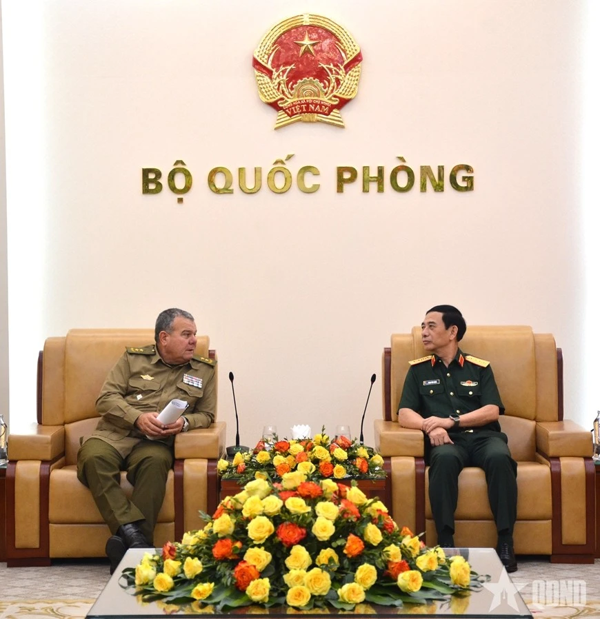 Đại tướng Phan Văn Giang tiếp Trung tướng Víctor Leonardo Rojo Ramos.