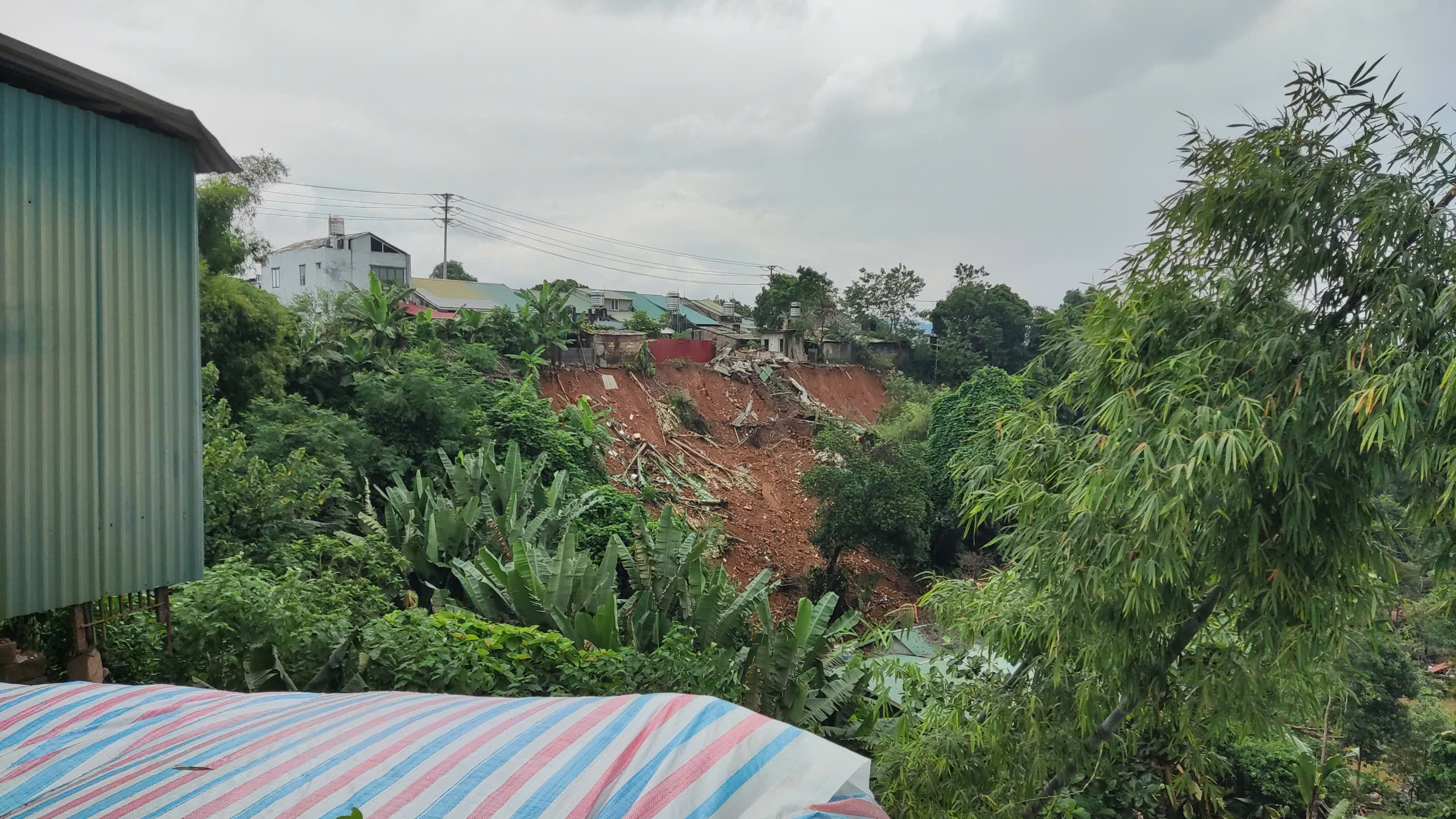 Vị trí sạt lở. Vị trí sạt lở.