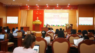Phường Cam Đường đối thoại với các trường học, cơ sở giáo dục
