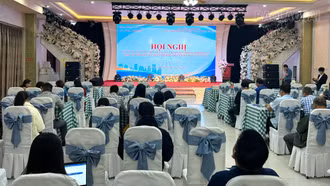Hơn 100 đại biểu được tập huấn chuyên sâu về thương mại điện tử